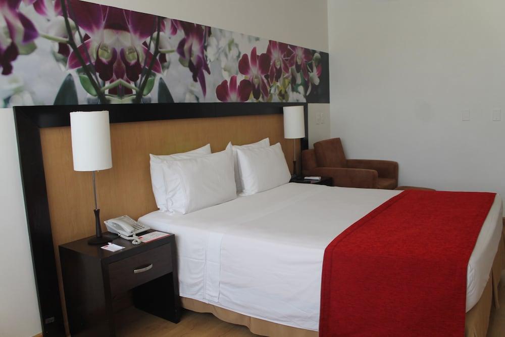 Mi Hotel Sandiego Medellin Exterior photo