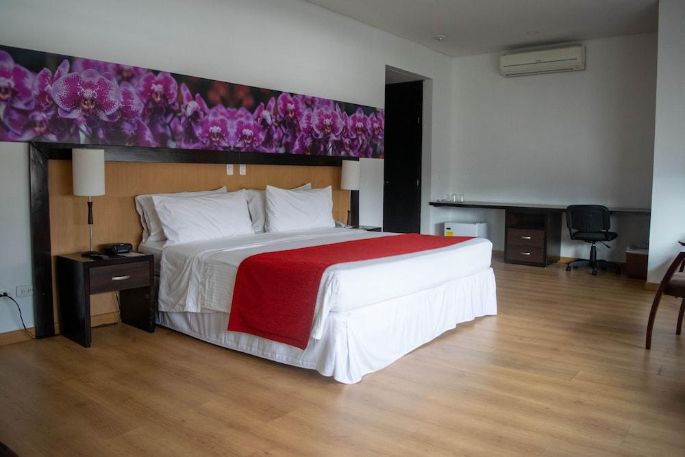 Mi Hotel Sandiego Medellin Exterior photo