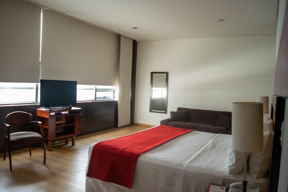 Mi Hotel Sandiego Medellin Exterior photo