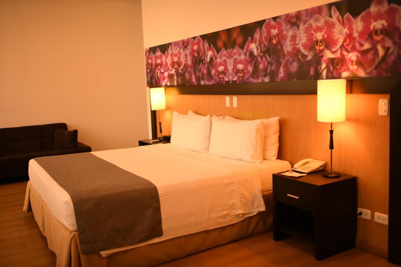 Mi Hotel Sandiego Medellin Exterior photo